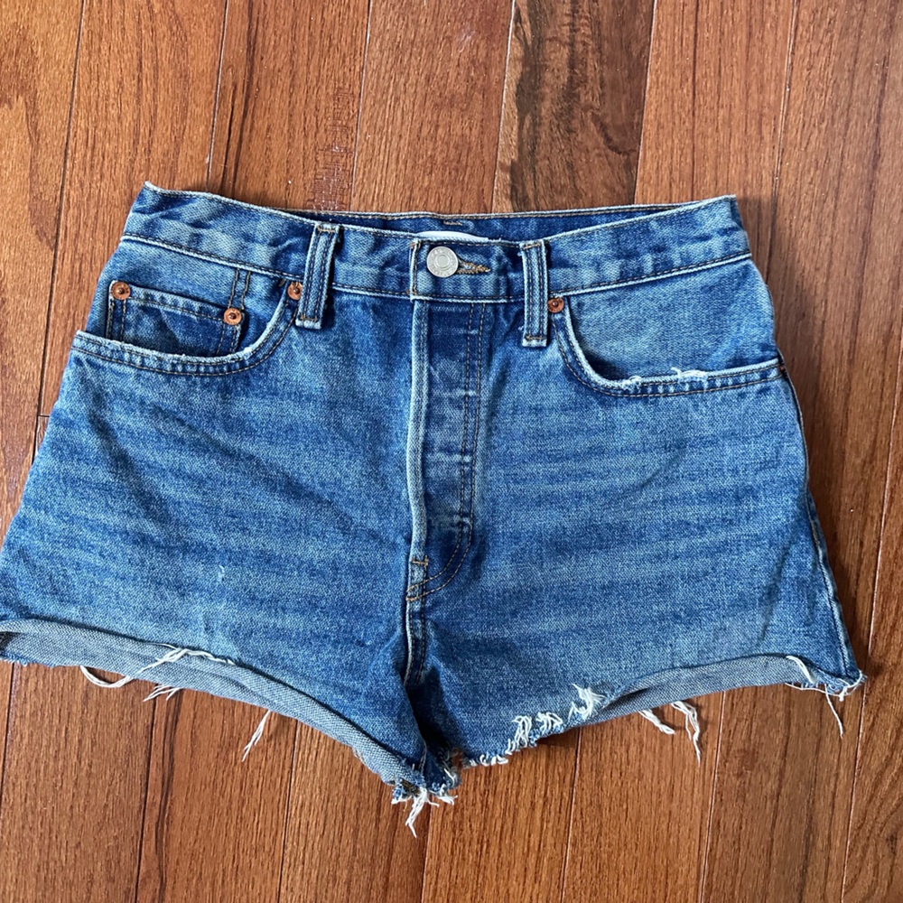 RE/DONE 50S DENIM CUT-OFF SHORTS - size 25